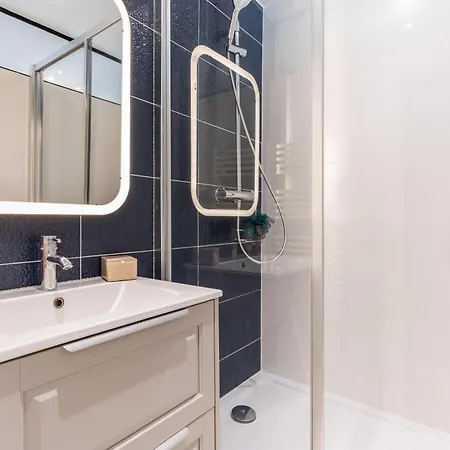 Appartamento Cosy In The Heart Of Parigi